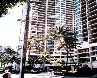 Отель Sweetwater At Waikiki Гонолулу Экстерьер фото