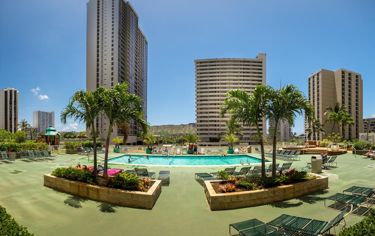 Отель Sweetwater At Waikiki Гонолулу Экстерьер фото